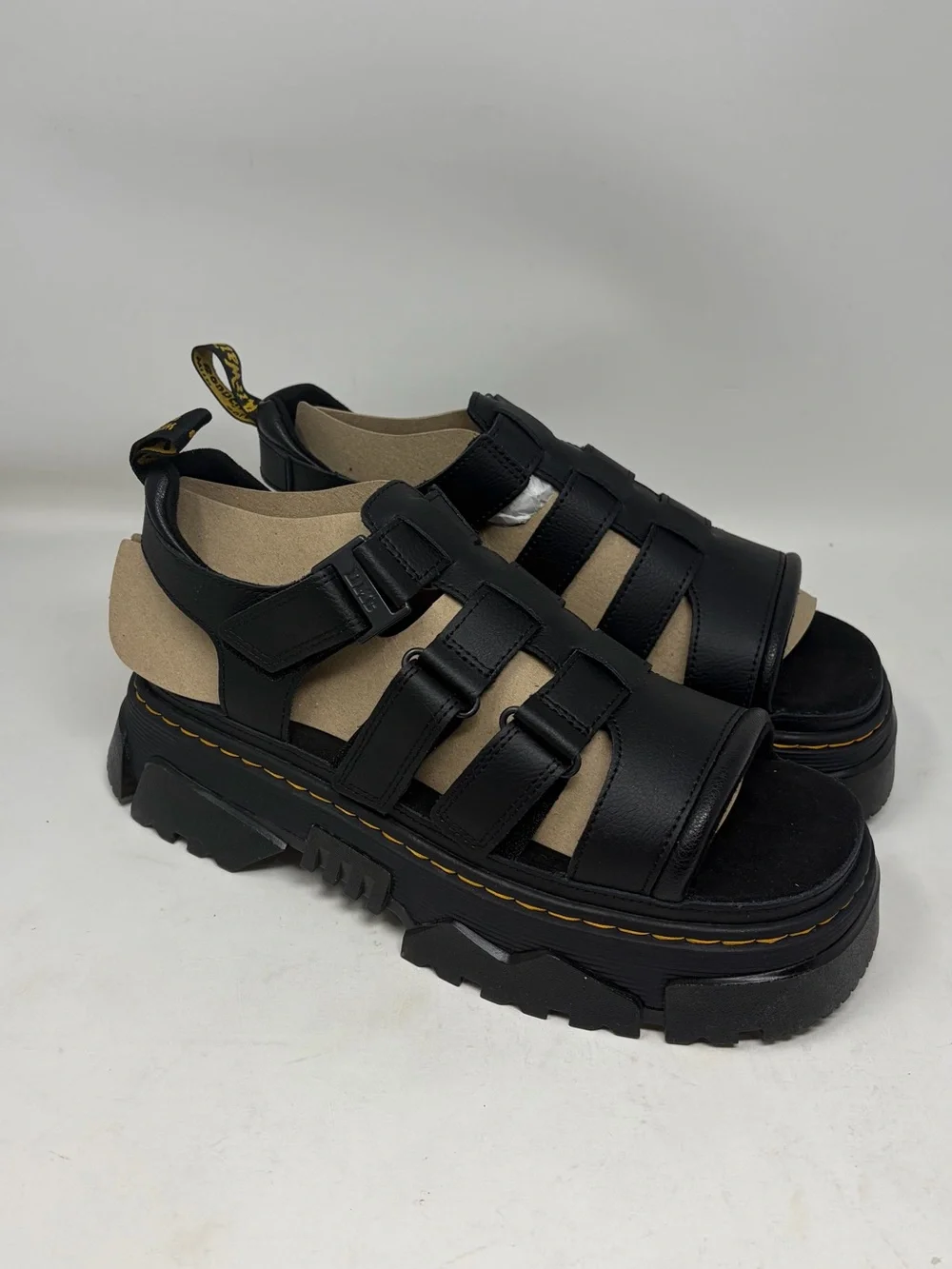 NEW Dr Martens Mattison 3 Strap Platform Sandals Size US 10 Women’s